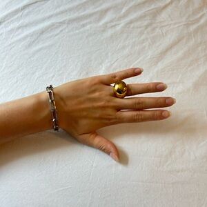 Elegant Gold Women's Ring